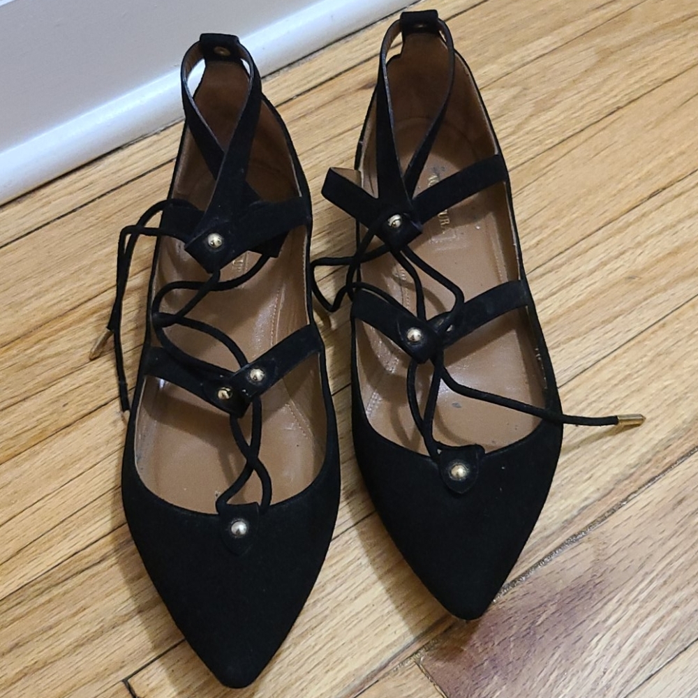 Aquazzura lace up pointy flats.